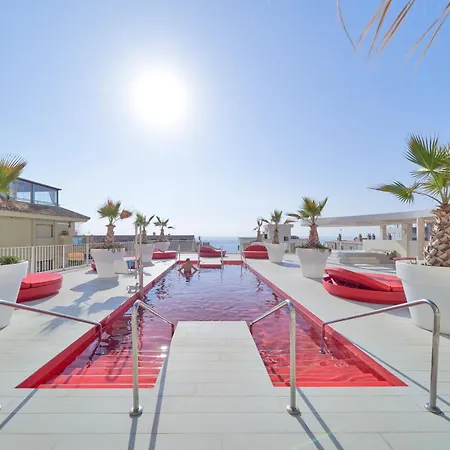 Apartment Stunning Seaview Terrace One-bedroom *