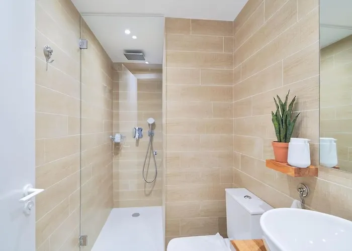 Stunning Seaview Terrace One-bedroom Appartement