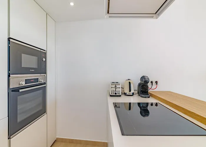 Stunning Seaview Terrace One-bedroom