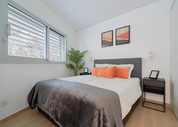 Stunning Seaview Terrace One-bedroom Appartement Fuengirola