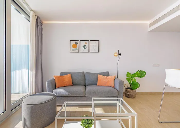 Stunning Seaview Terrace One-bedroom *