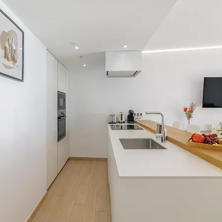 Stunning Seaview Terrace One-bedroom Apartment