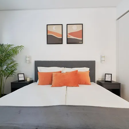 Apartment Stunning Seaview Terrace One-bedroom *