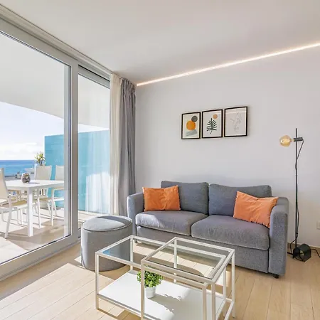 Apartment Stunning Seaview Terrace One-bedroom Fuengirola