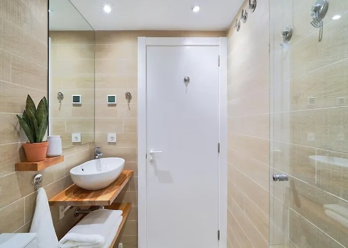 Stunning Seaview Terrace One-bedroom Apartment Fuengirola