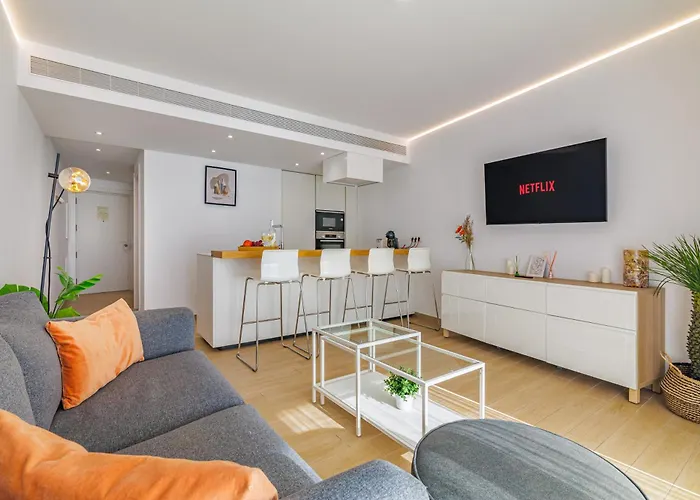 Stunning Seaview Terrace One-bedroom